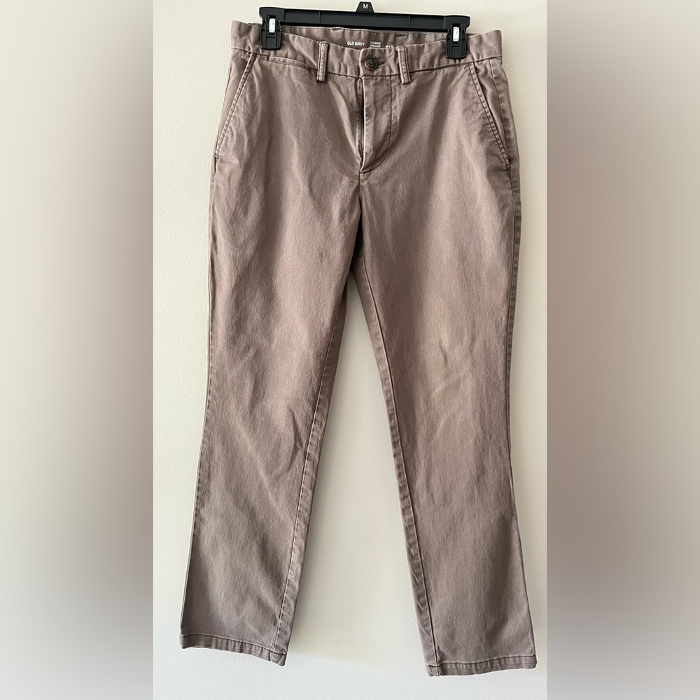 Old navy men’s chino pants.